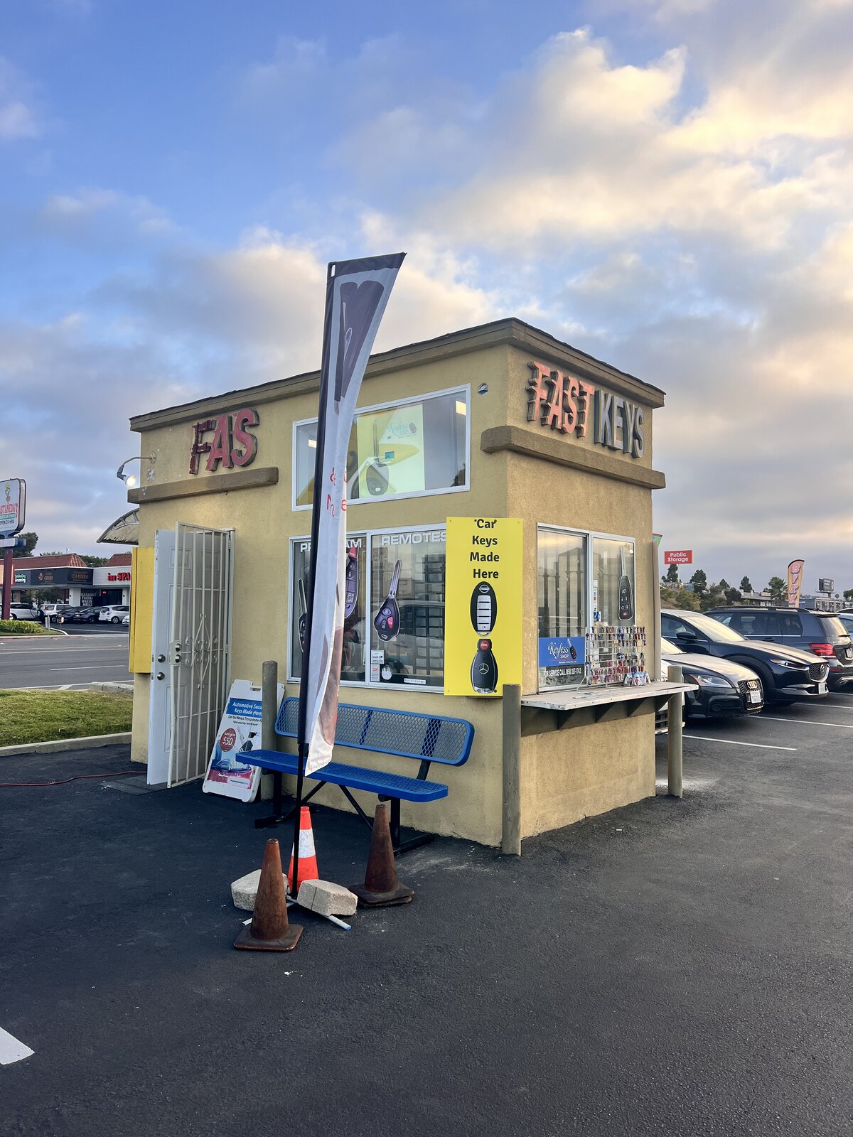 Fast Keys kiosk storefront on Clairemont Mesa Blvd in San Diego
